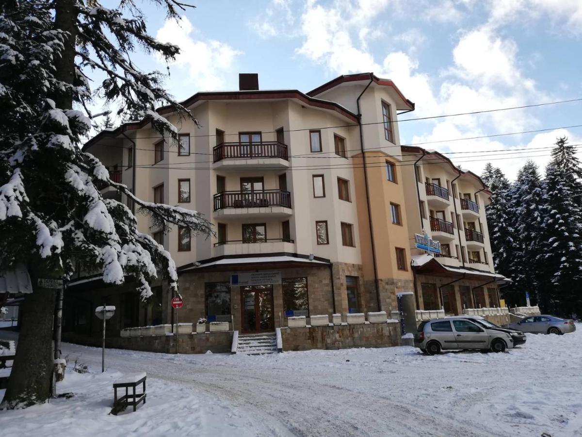 Hq Apartments Villa Park بوروفتس المظهر الخارجي الصورة